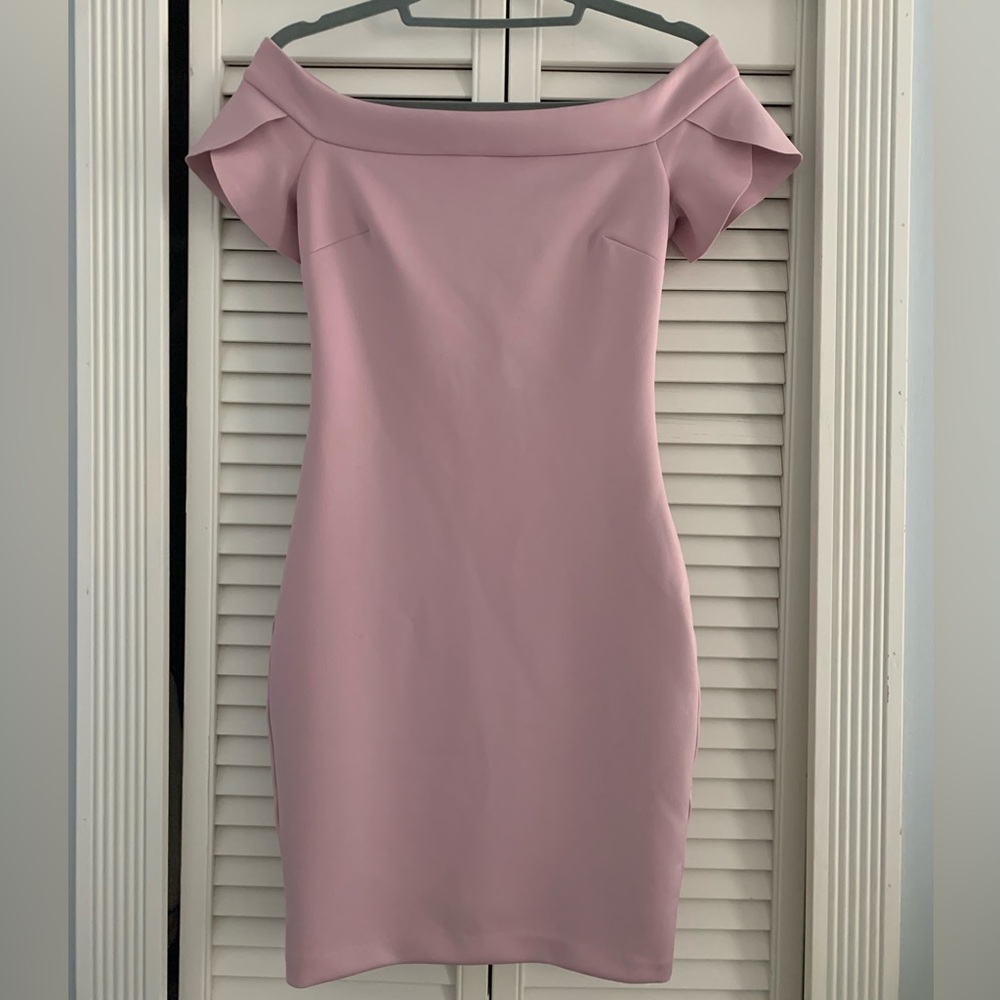 GUESS Dress, Size XS, off the shoulder, tulip sleeve bodycon